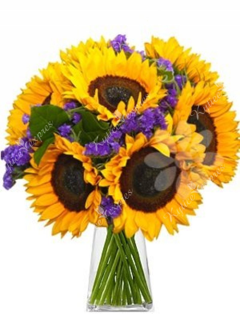 Bouquet of sunflowers and staticas